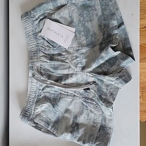 Athleta Farallon Shirt size Mediu.